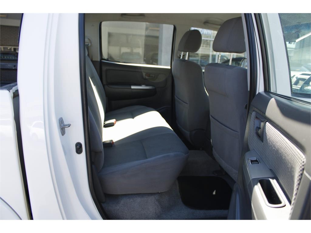 2014 Toyota Hilux 3.0 D-4D Raider R/B Double Cab
