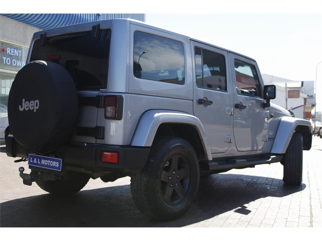 2014 Jeep Wrangler 3.6L V6 Unlimited Sahara Auto