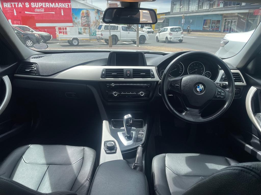 2015 BMW 3 Series 316i Auto (F30)